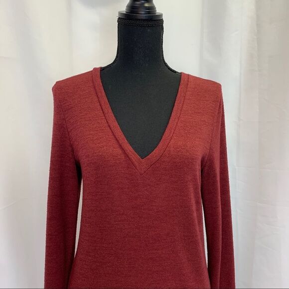 Aritzia Wilfred free maroon burgundy V-neck longsleeve tunic Sz L - Picture 4 of 10